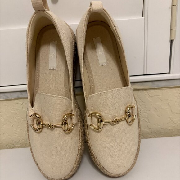 H&M Horsebit Espadrilles - Size 8 - Picture 4 of 5